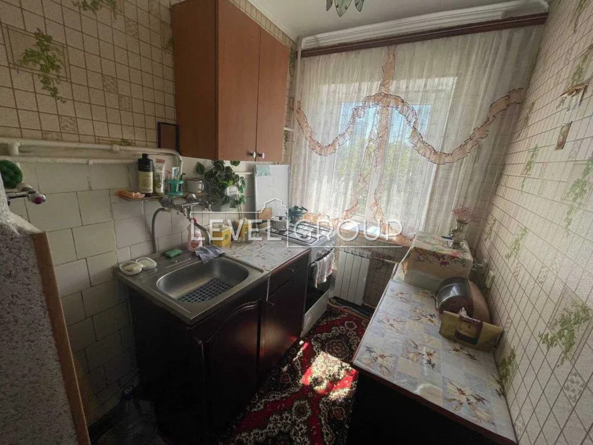 Dokuchaevska St., 5