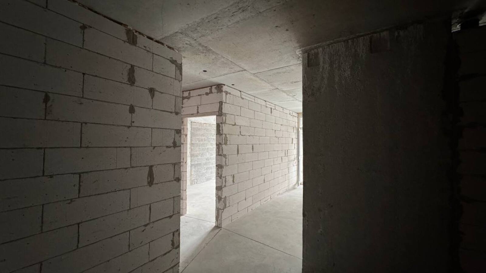 Дніпровська набережна, 15Е