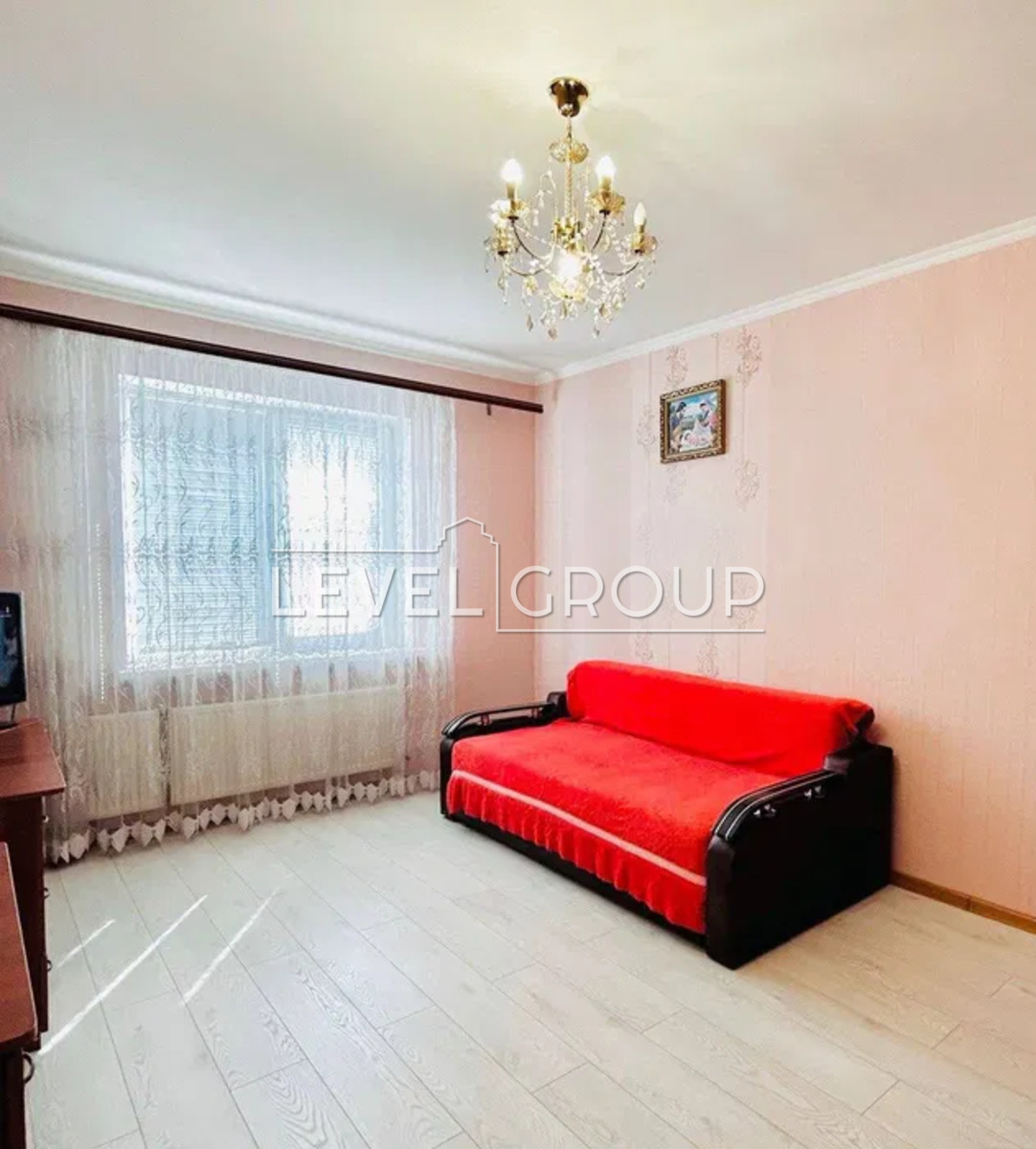 Lesia Ukrainka St., 11