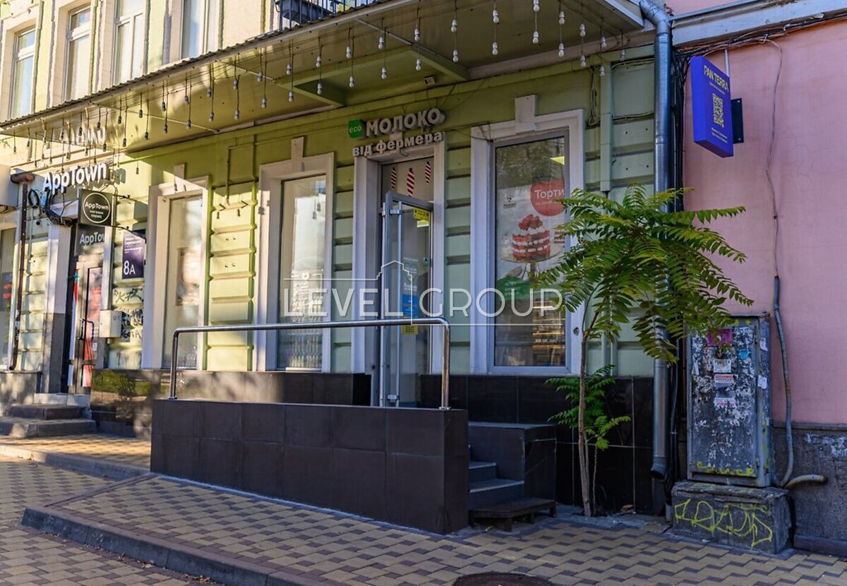 Гетьмана Павла Скоропадского вул. (Льва Толстого), 8