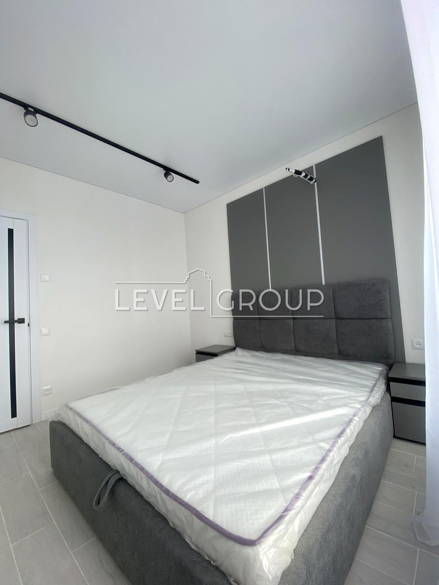 Повітряних Сил просп. (Повітрофлотський), 56