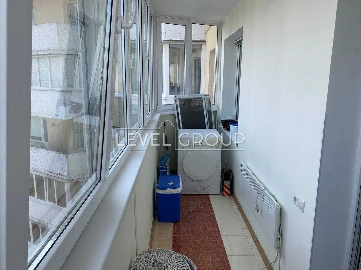 Honore de Balzac St., 4A