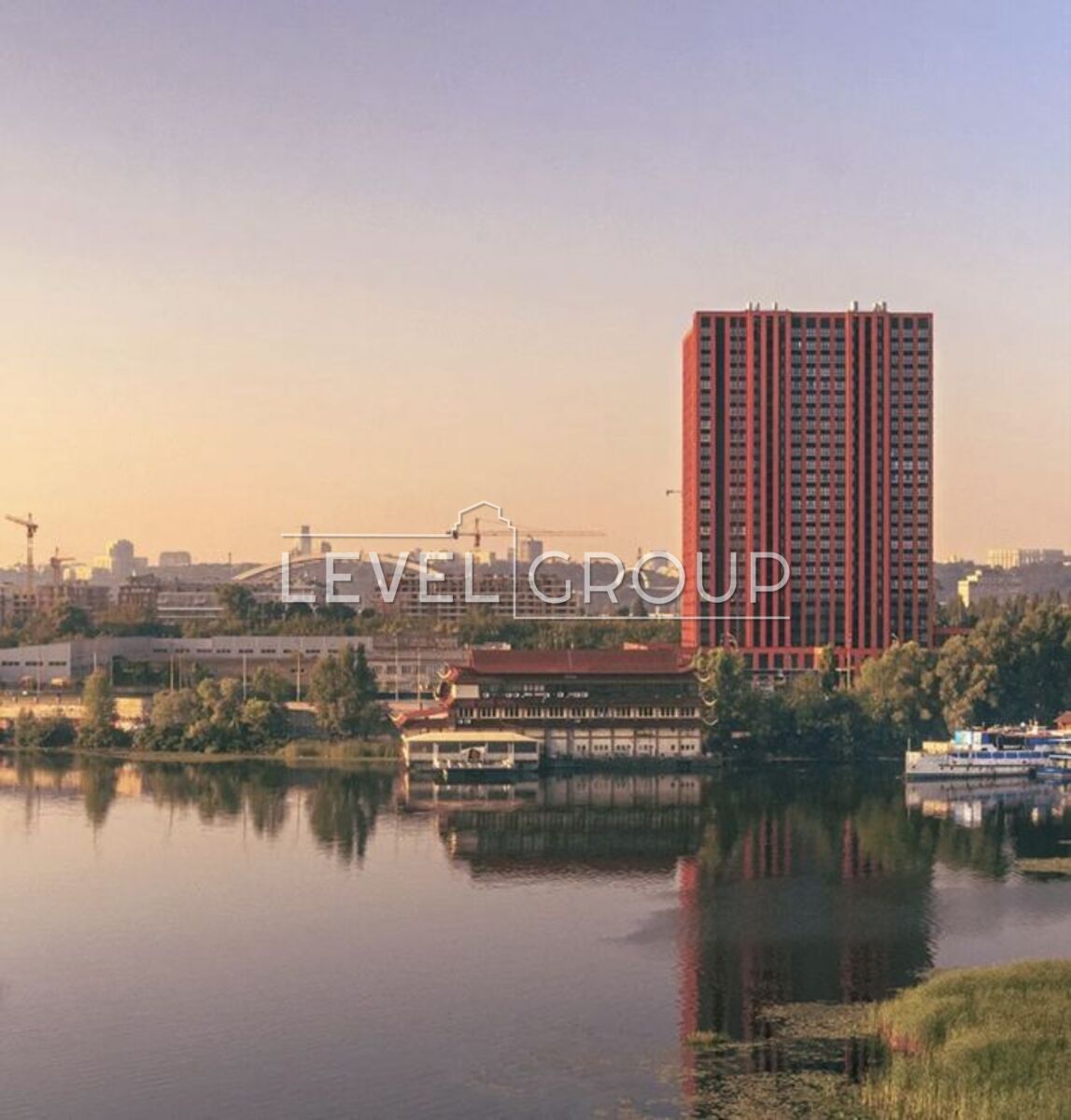 Набережно-Рибальська дорога, 27