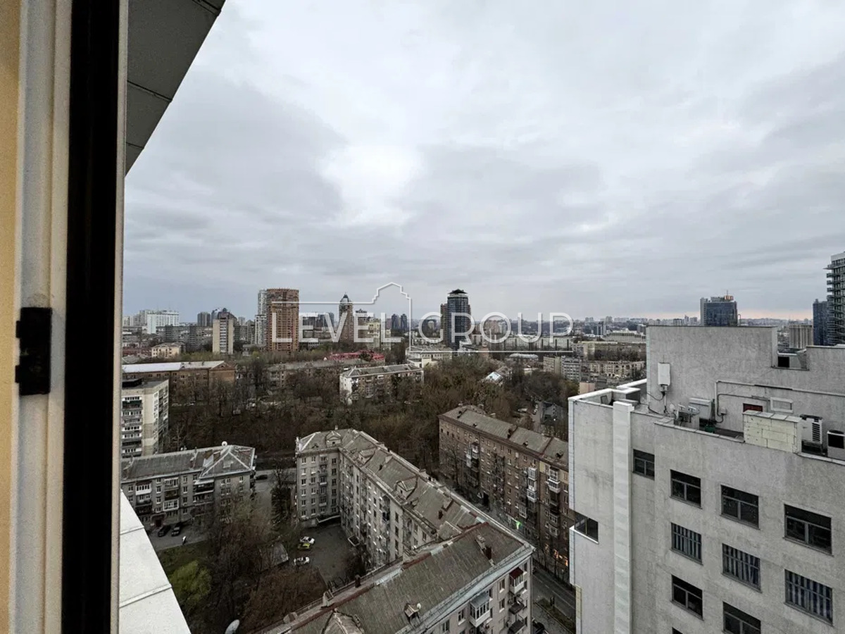 Klovsky Uzviz, 7a