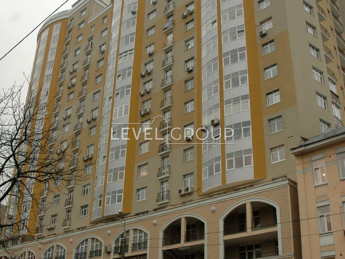Antonovycha St. (Gorkogo), 1B
