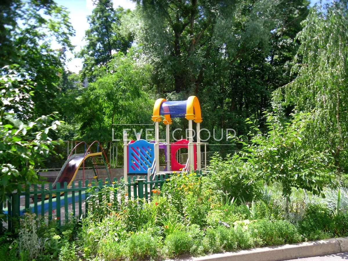 Байди-Вишневецького вул. (Осиповського), 3
