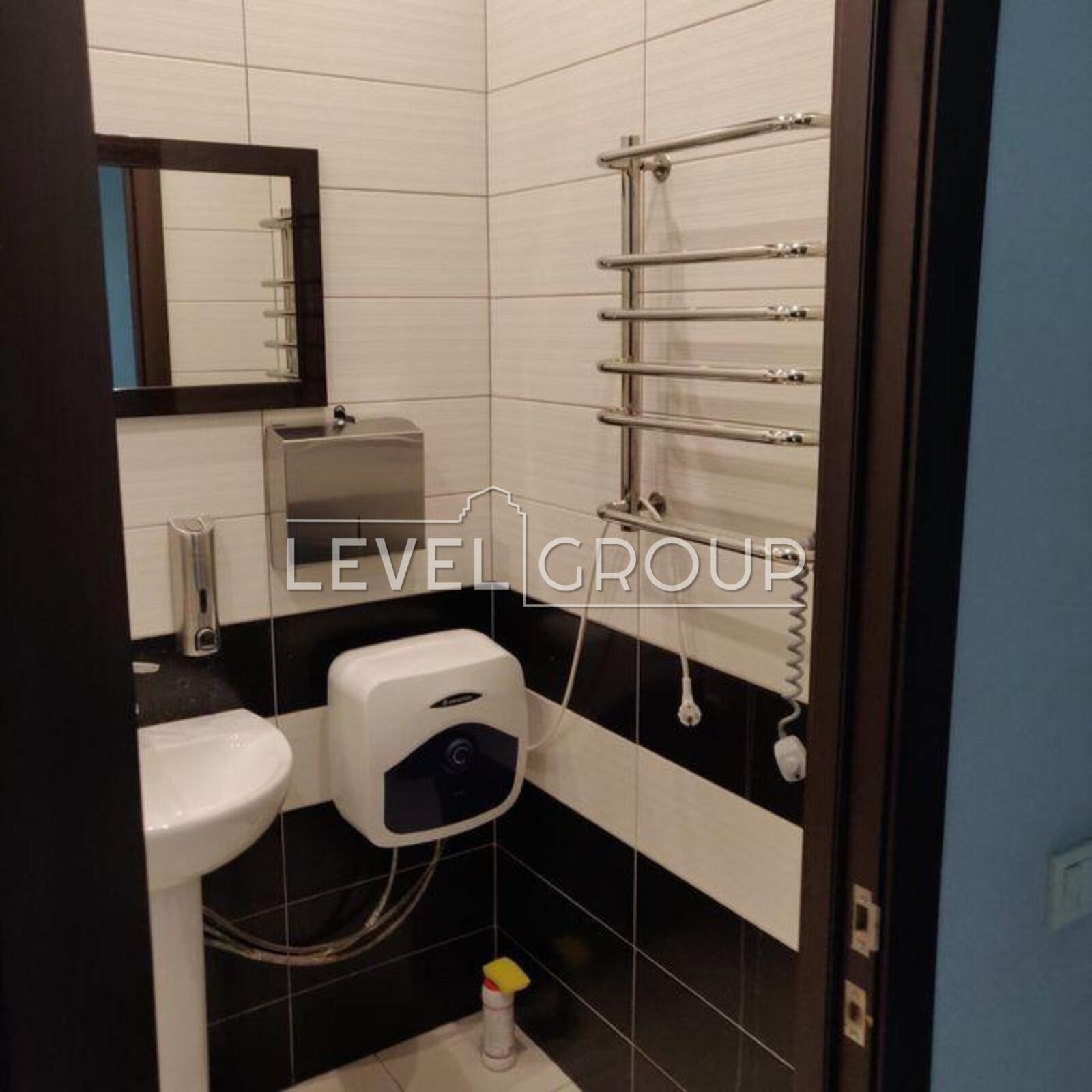 Кловський узвіз, 7