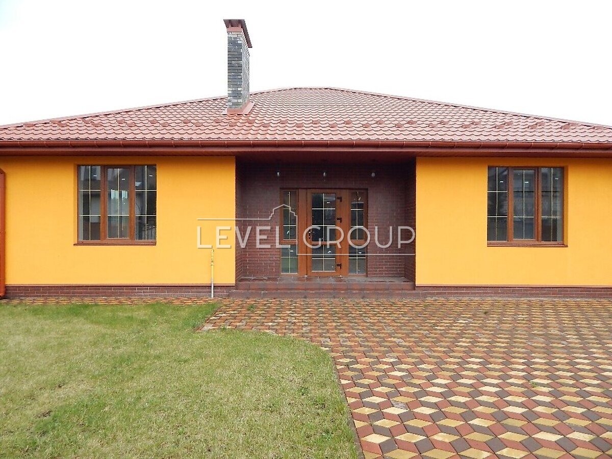 Svyatkova St., 8, 8a
