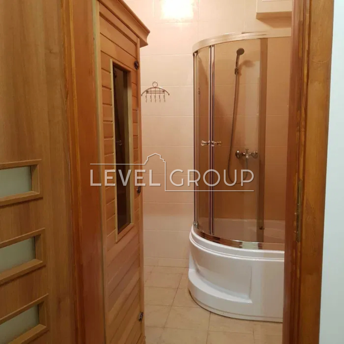 Італійська, 14