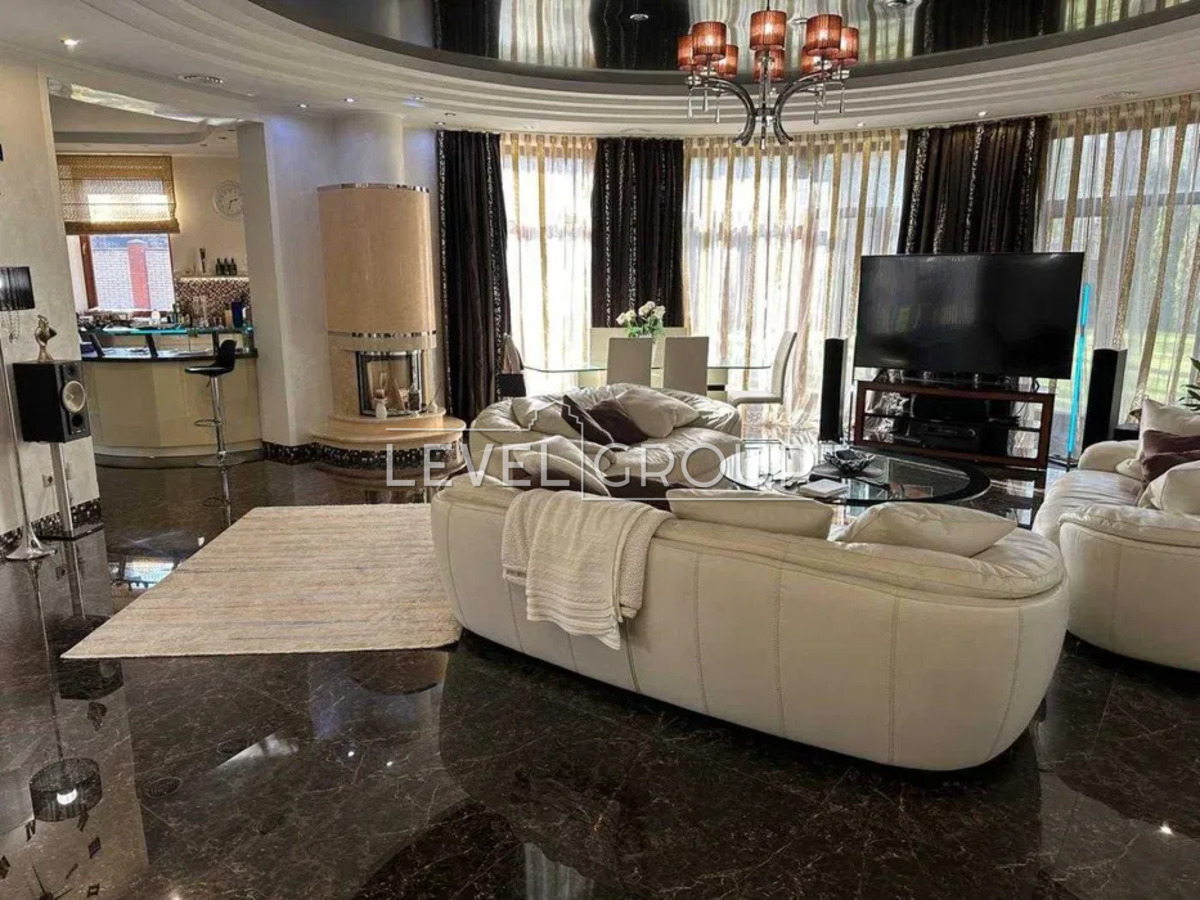 Шевченка, 18