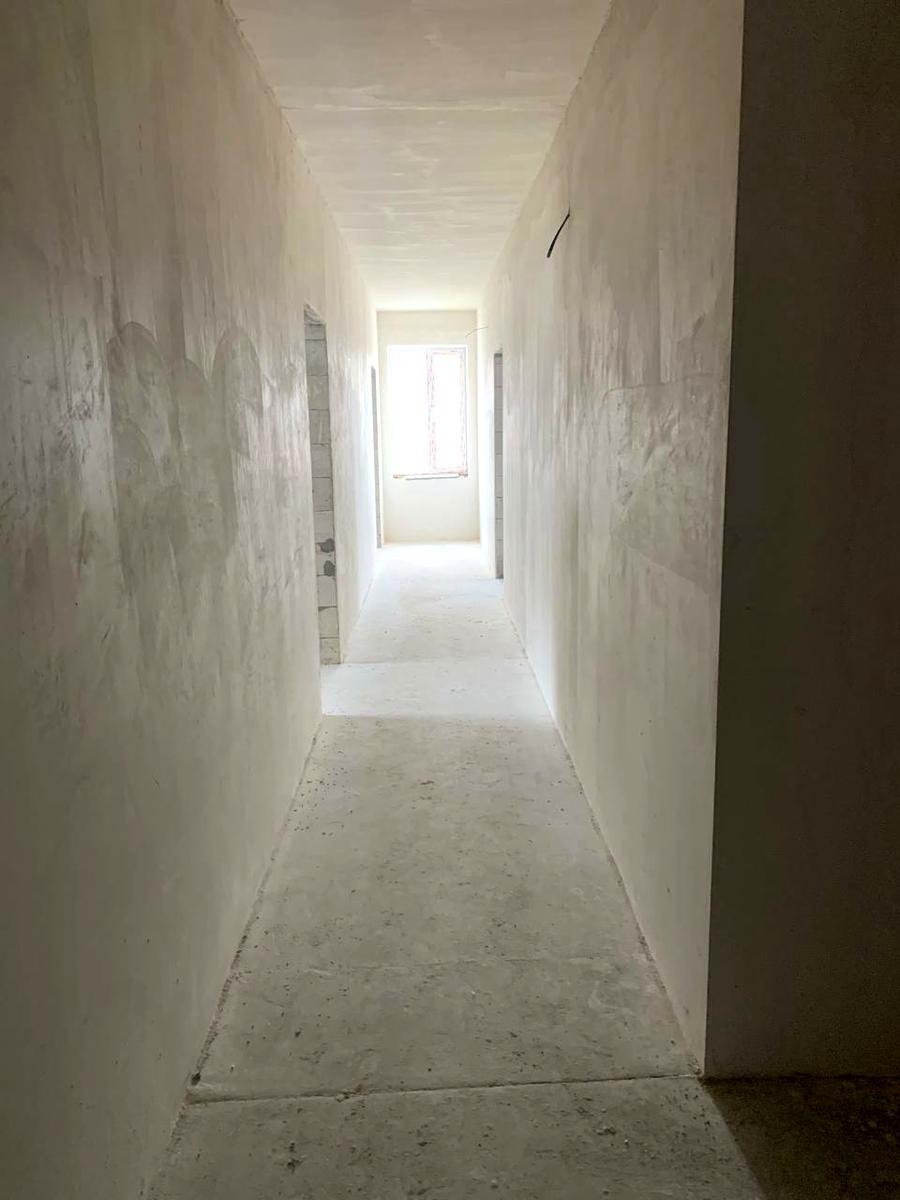 Київська, 1/8