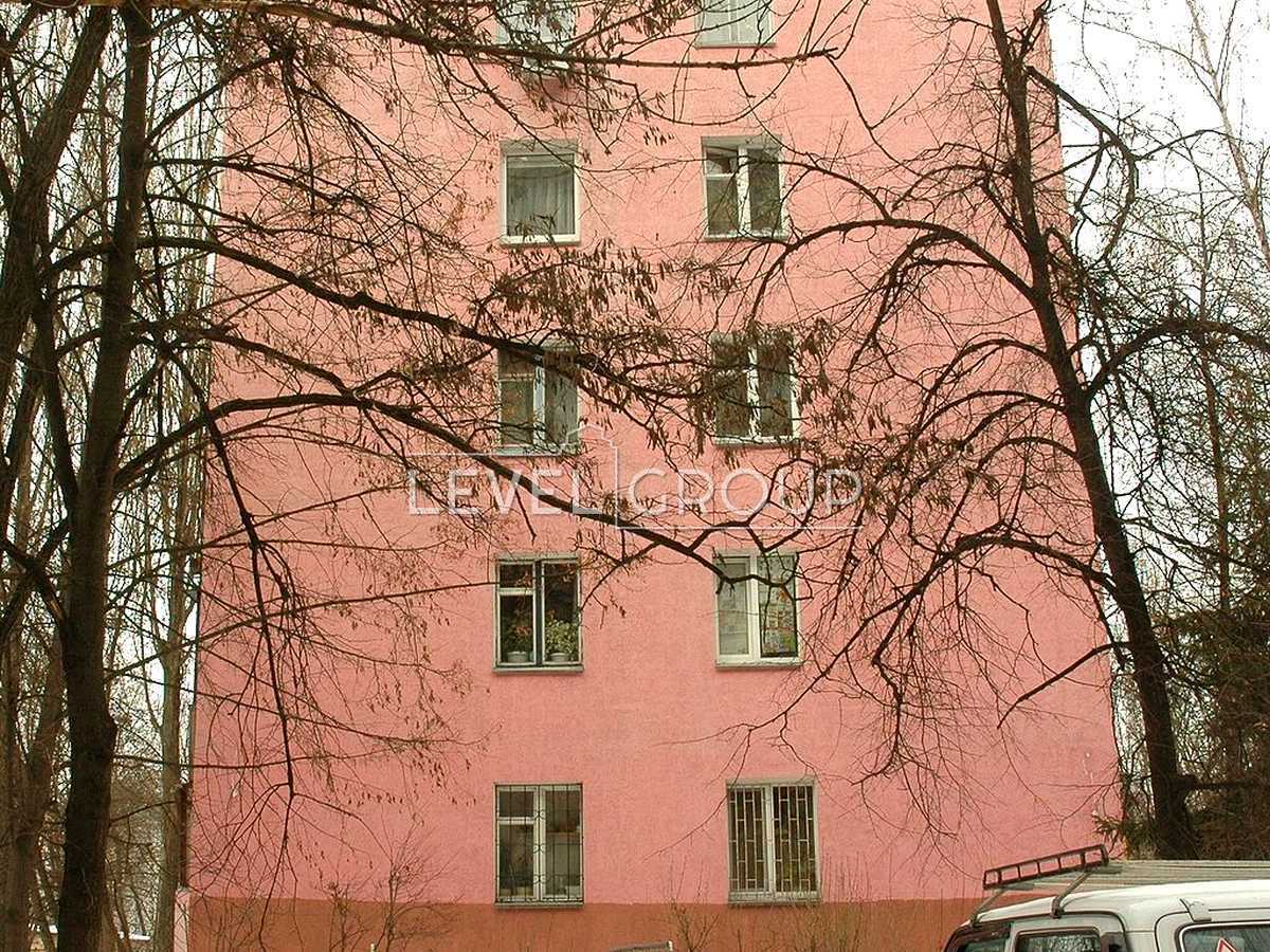 Lesya Kurbasa Ave., 18g
