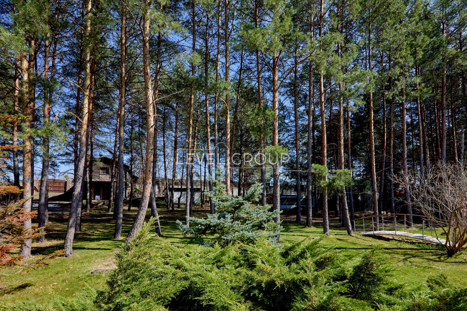 Kyivska, 31