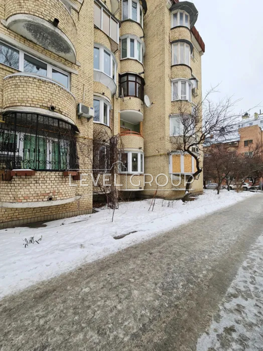 Григорія Сковороди вул., 11