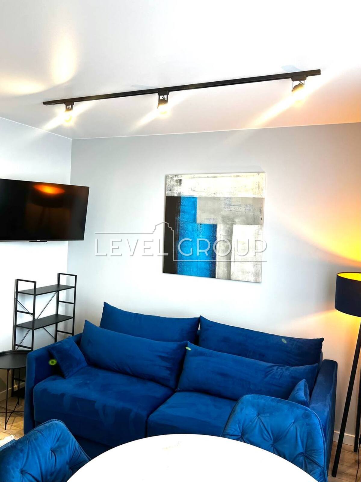 Mendeleeva St., 19