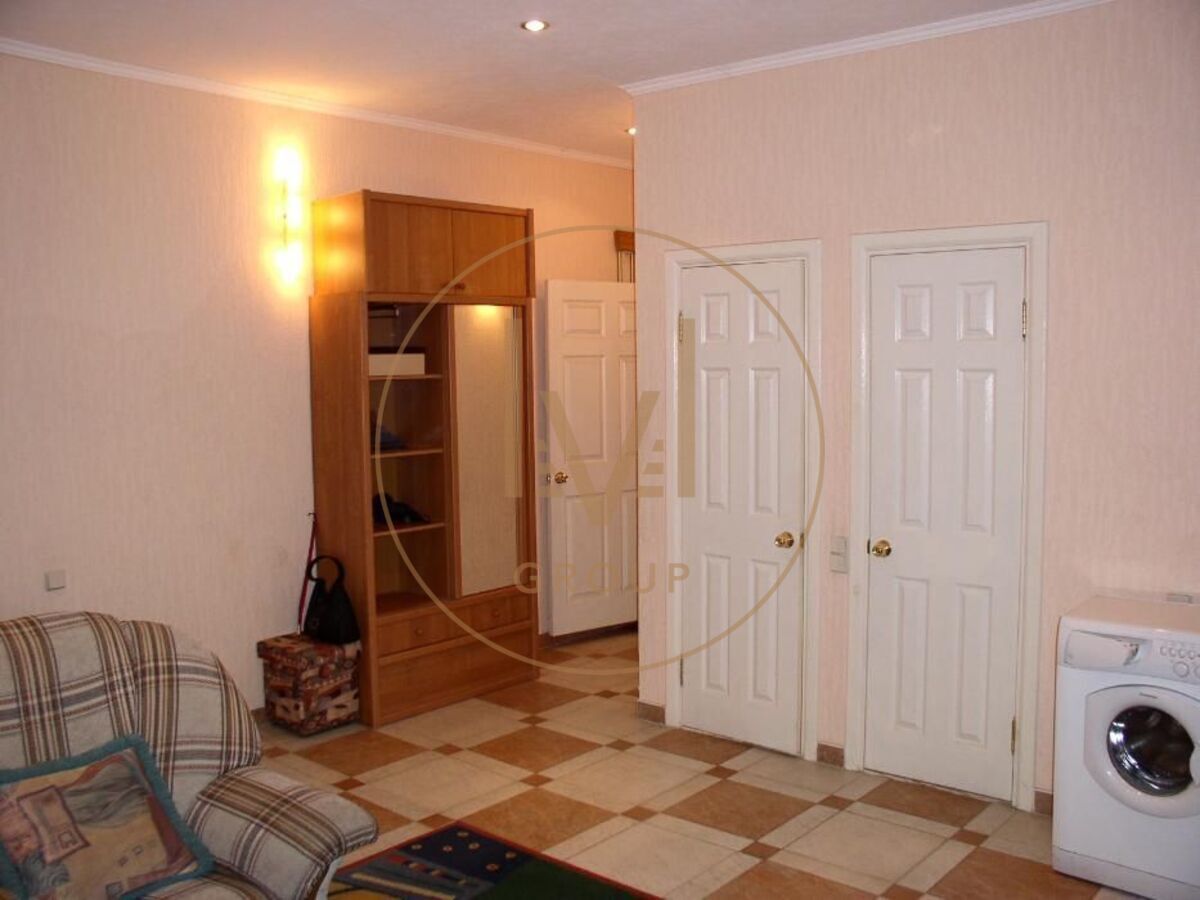 Басейна вул., 7