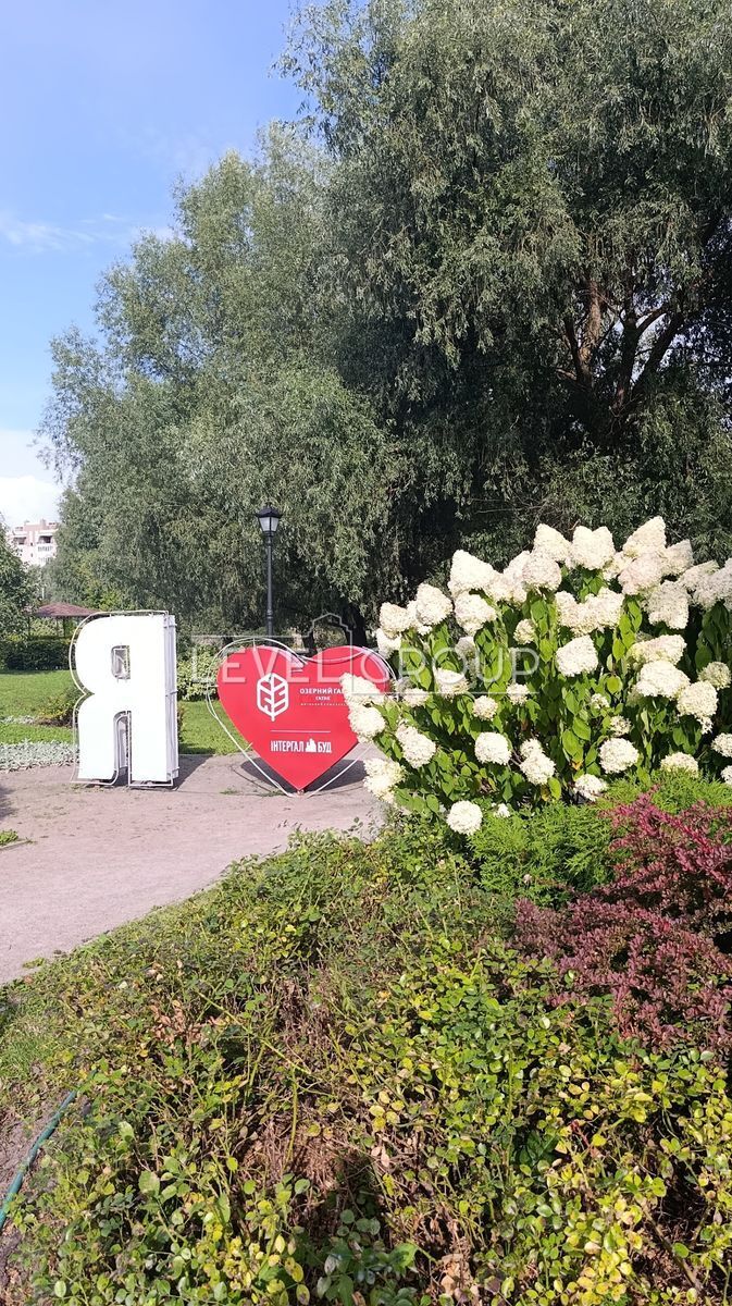 Бульвар Приозерний, 5