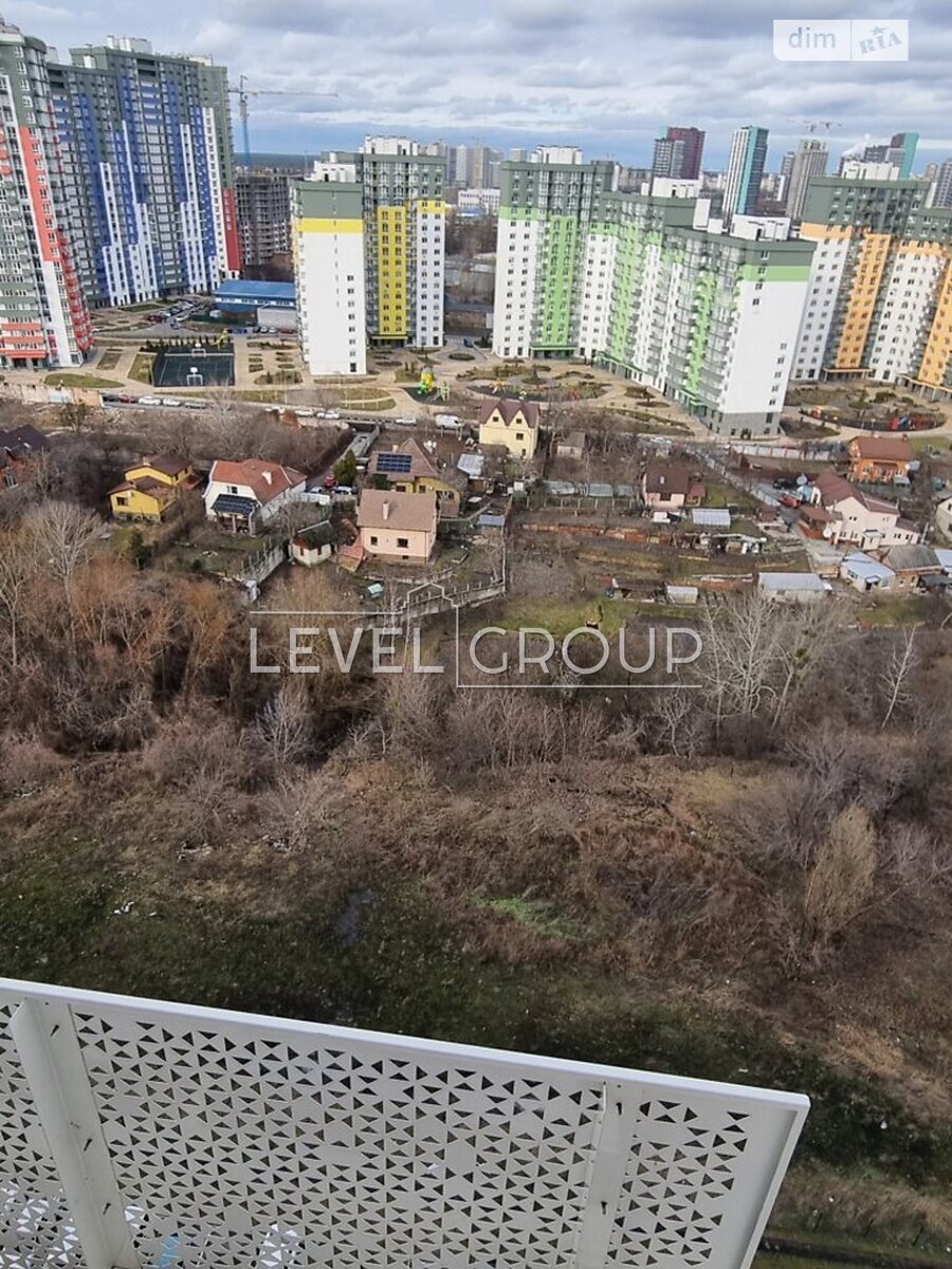 Tiraspolska St., 52A