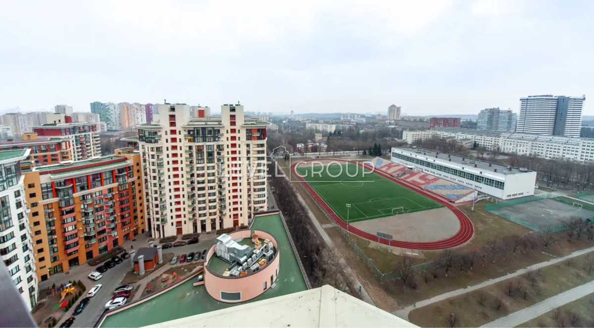 Юлії Здановської вул. (Михайла Ломоносова), 71а