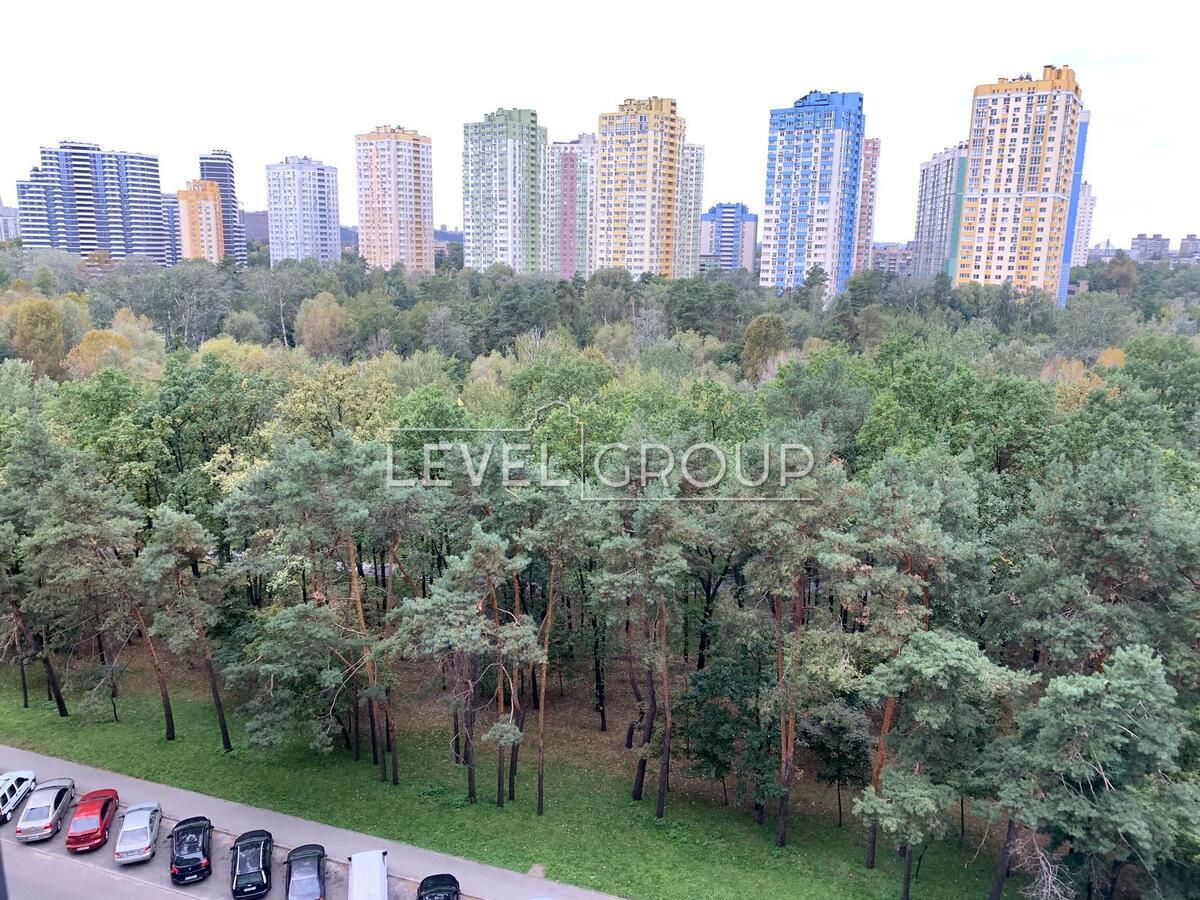 Князя Романа Мстиславича вул. (Генерала Жмаченка), 22