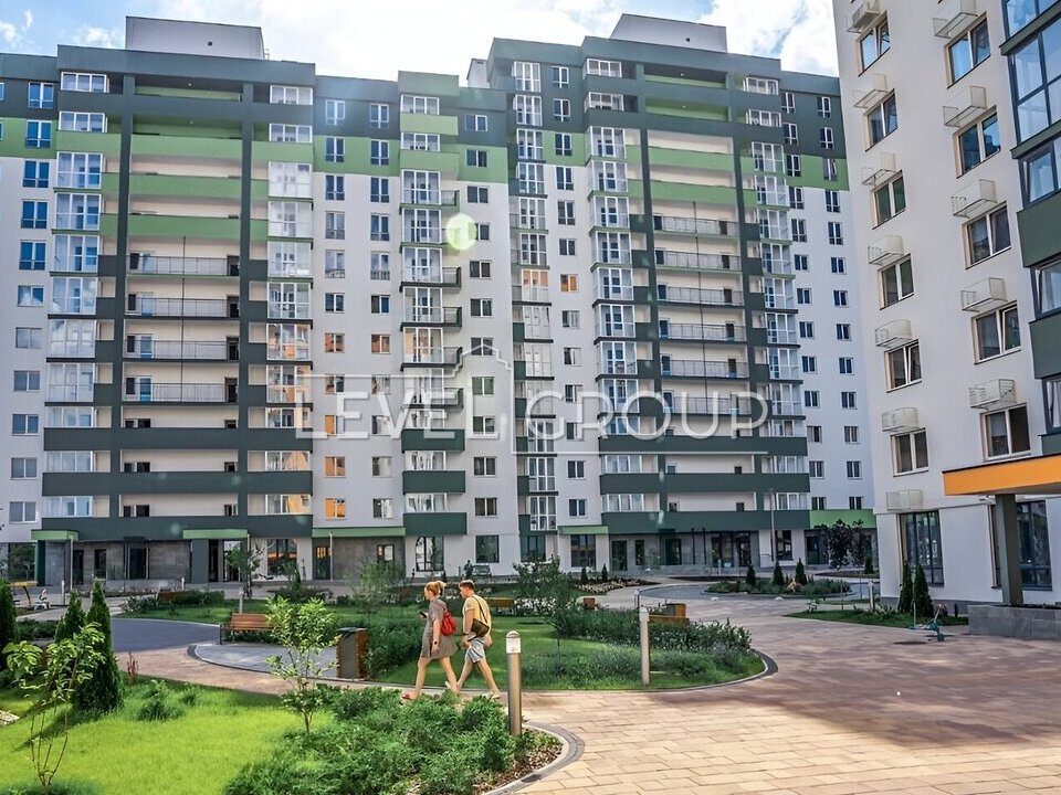 Ivan Vyhovsky St. (Marshal Grechka), 10b