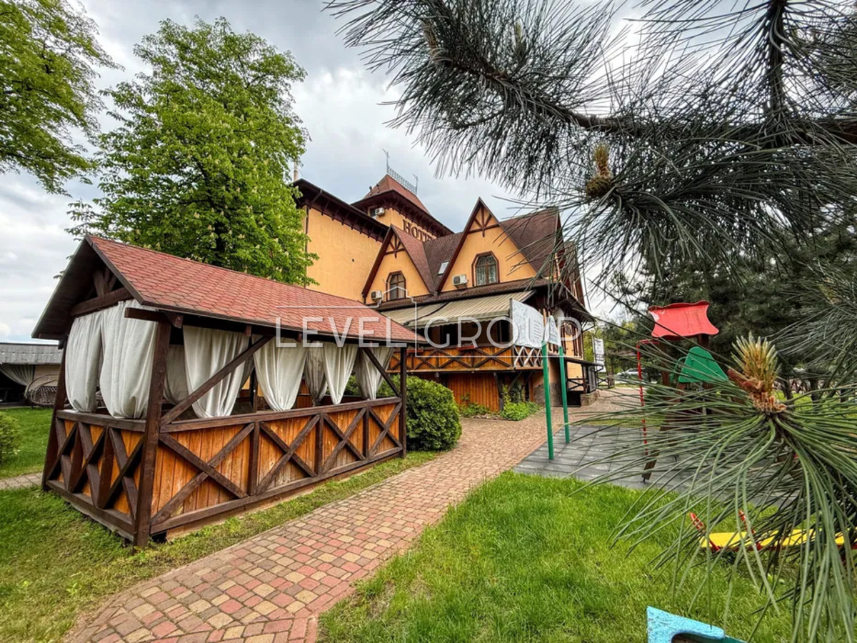 Берестейське шосе (Брест-Литовське), 8-а