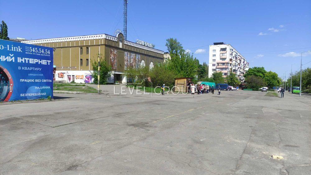 Голосіївський просп. (проспект 40-річчя Жовтня), 114/2