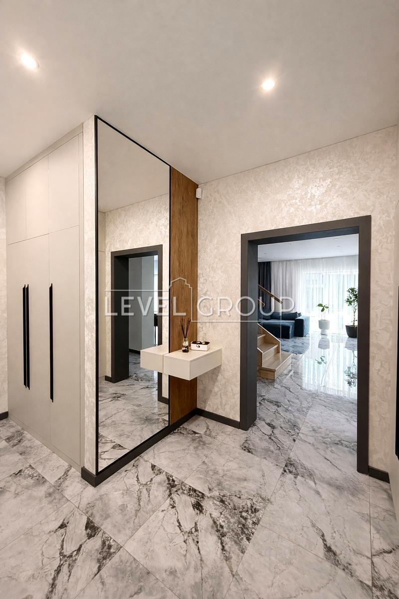 Петрівський пров., 10