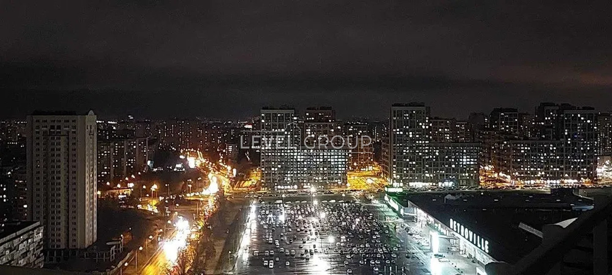 Европейського Союзу просп. (Правди), 49