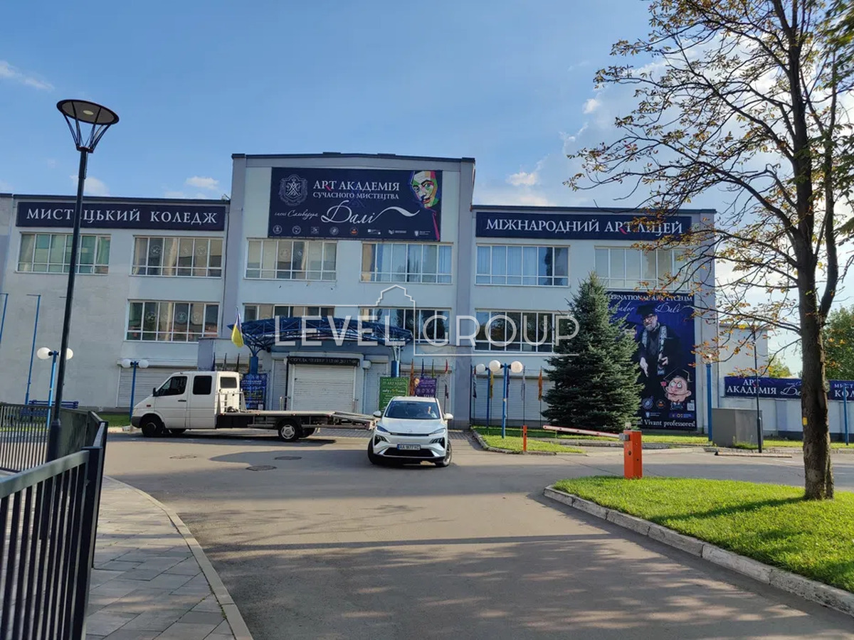 Віктора Некрасова вул. (Північно-Сирецька), 1-3