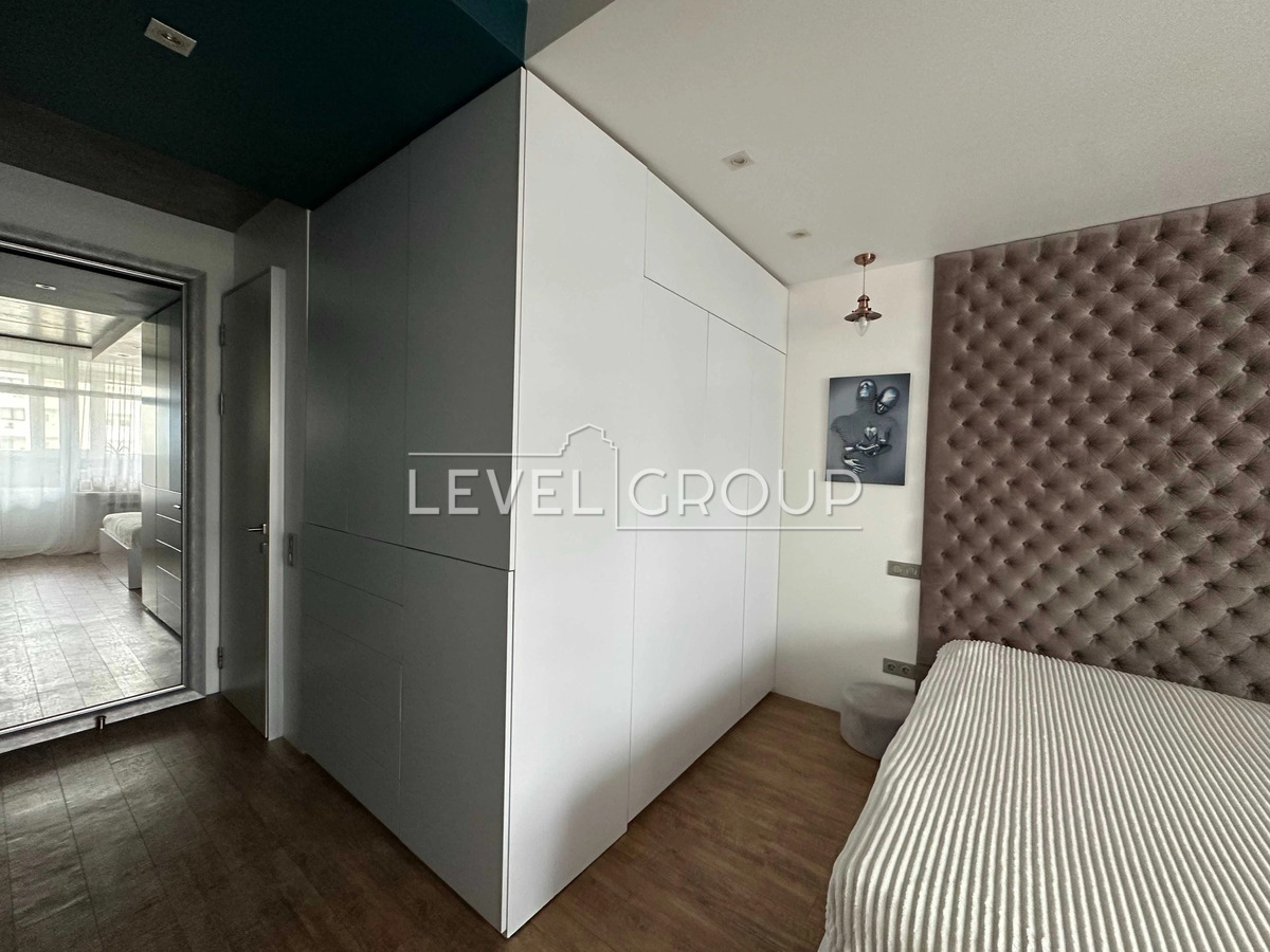 Авiаконструктора iгоря Сiкорськог, 4