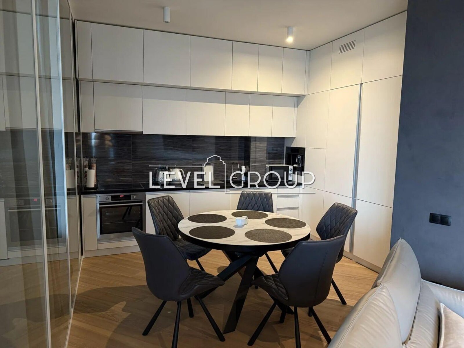 Yevhen Konovalets St. (Shchorsa), 26A