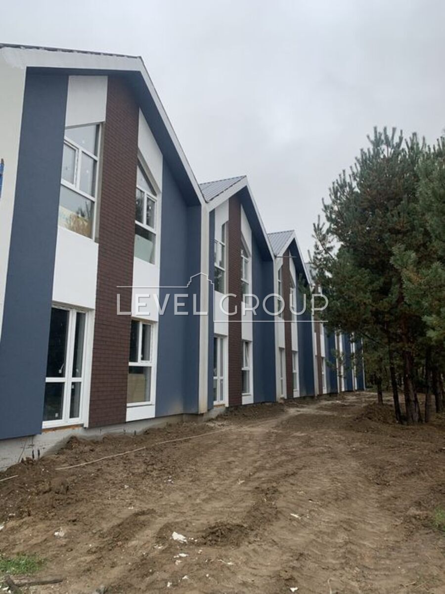 Київська вул., 41, 35