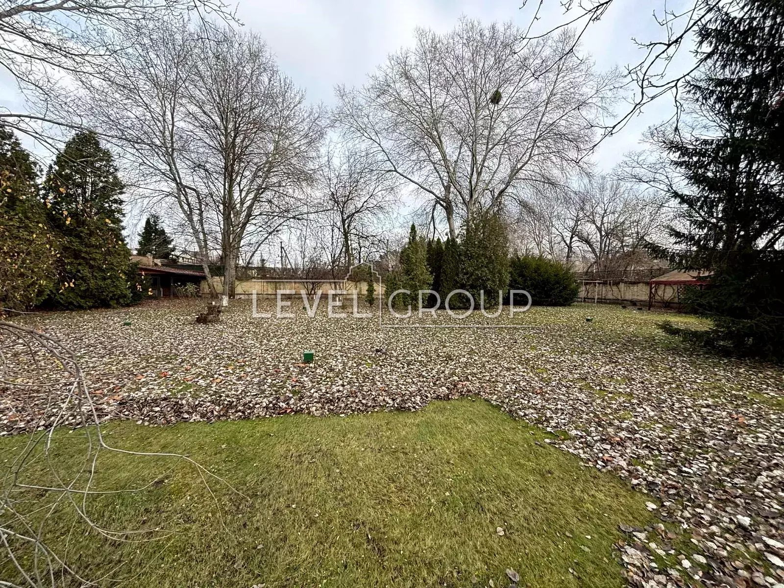 Мистецька вул., 7