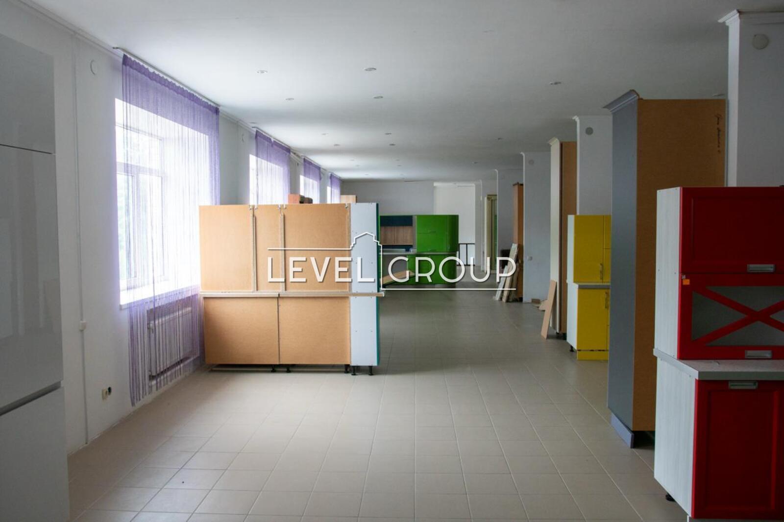 вул. Соборна, 55
