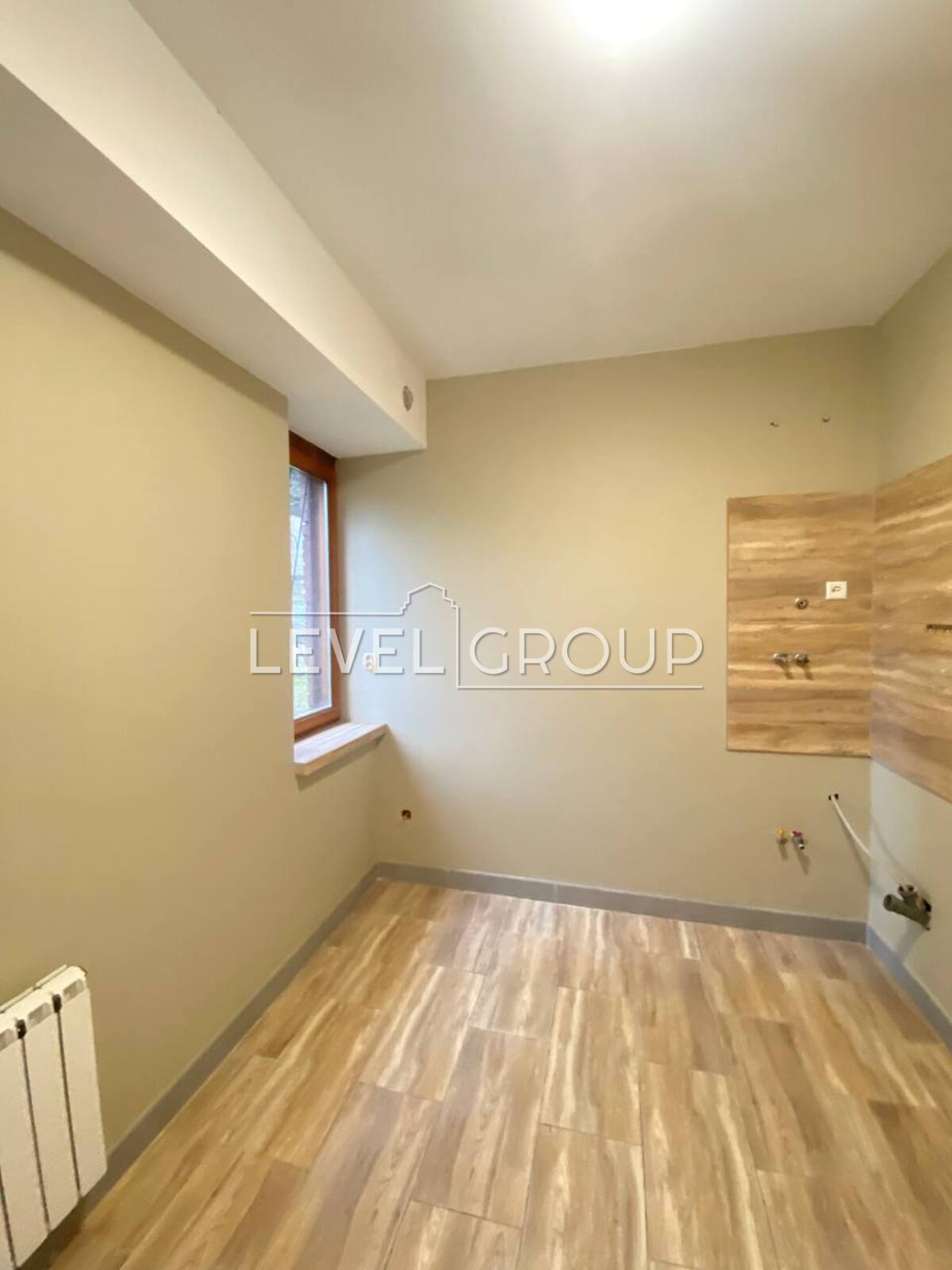 Вузівська вул., 4