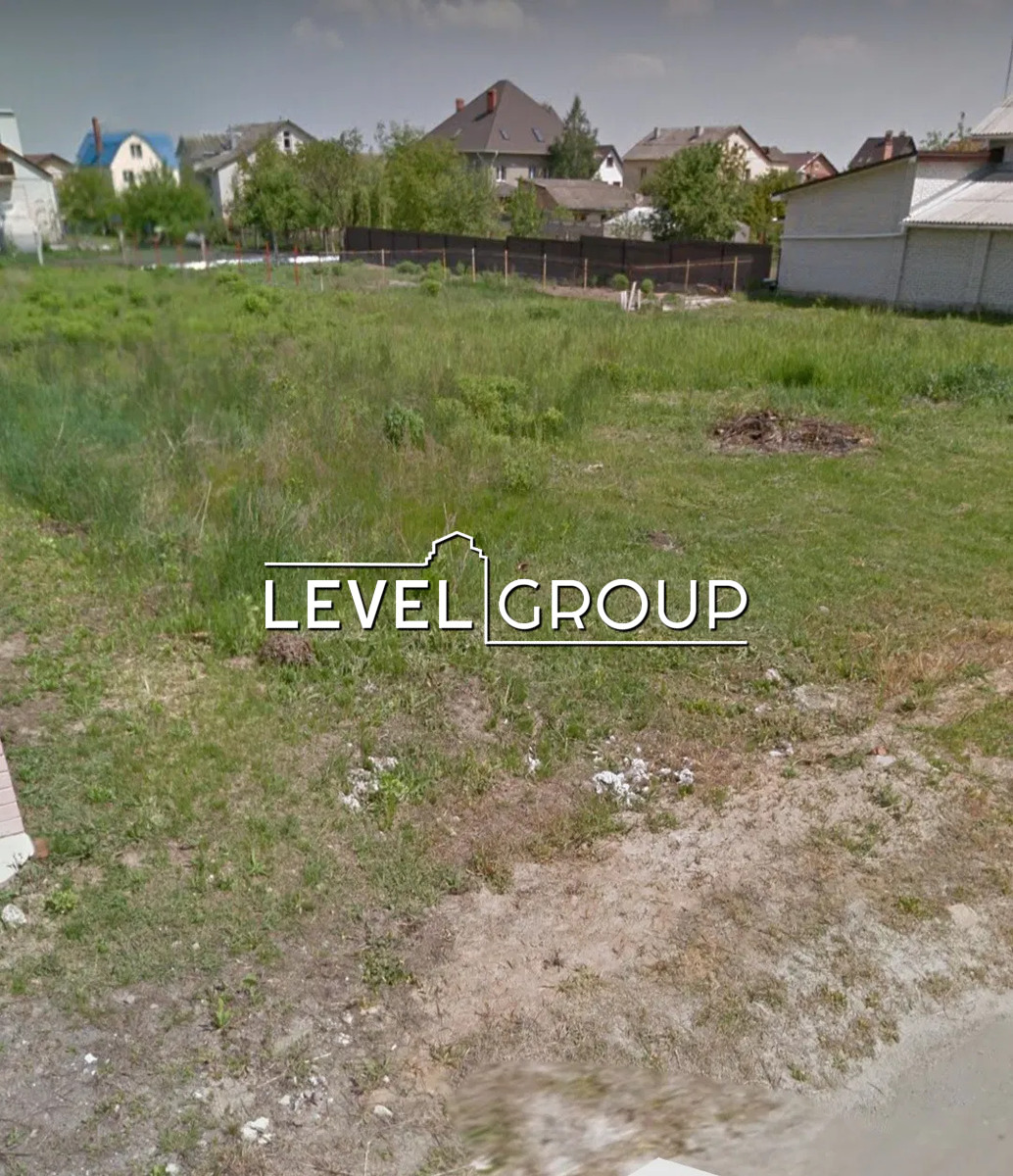 name_en