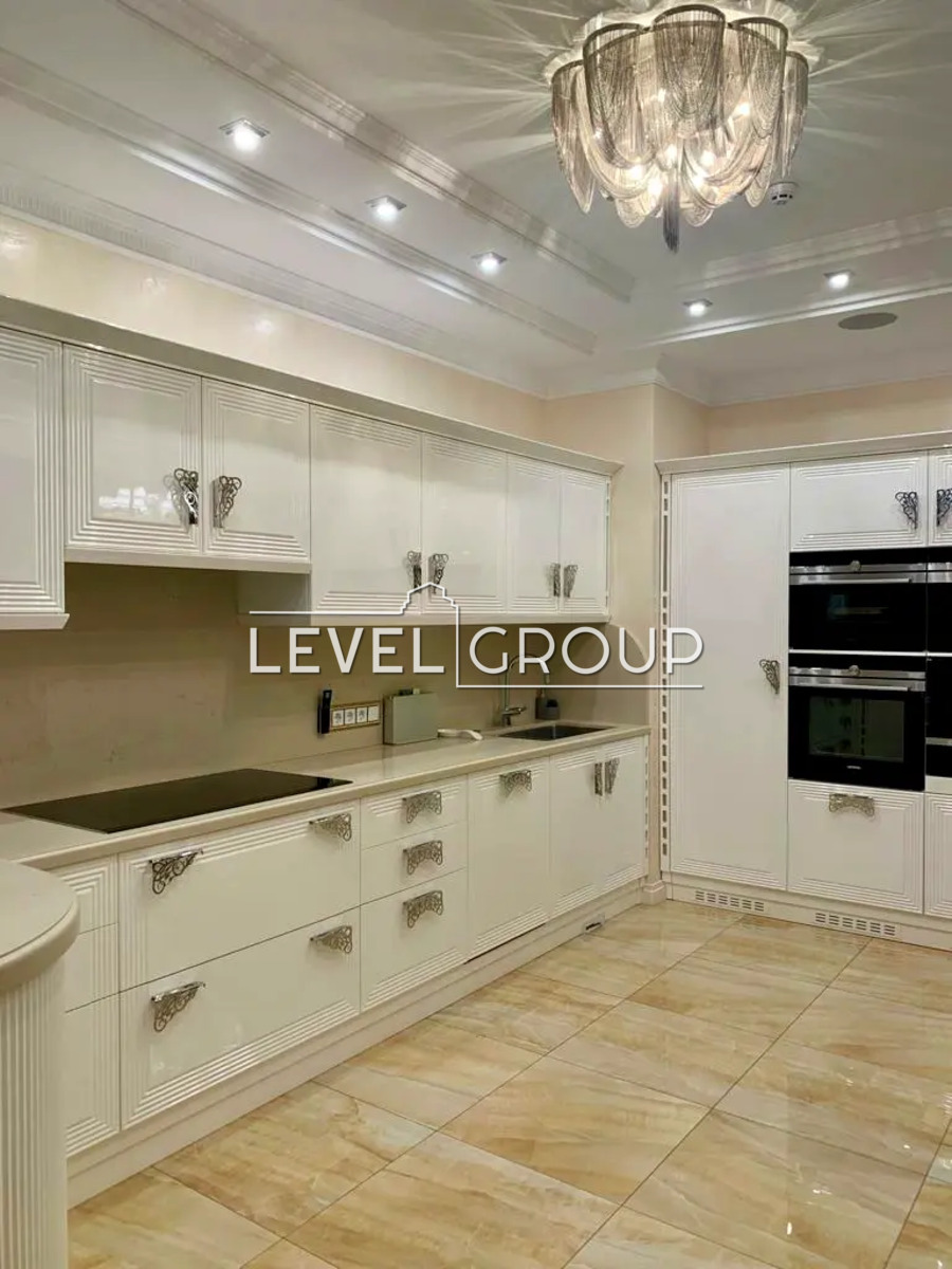 Lesia Ukrainka Blvd., 7B