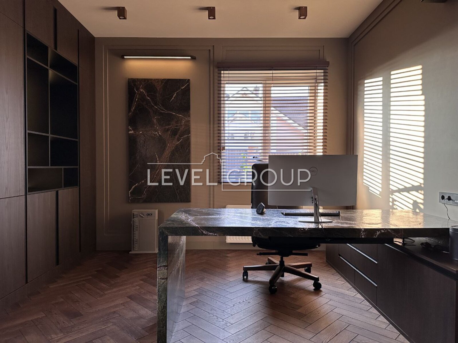 Узліссівська, 10