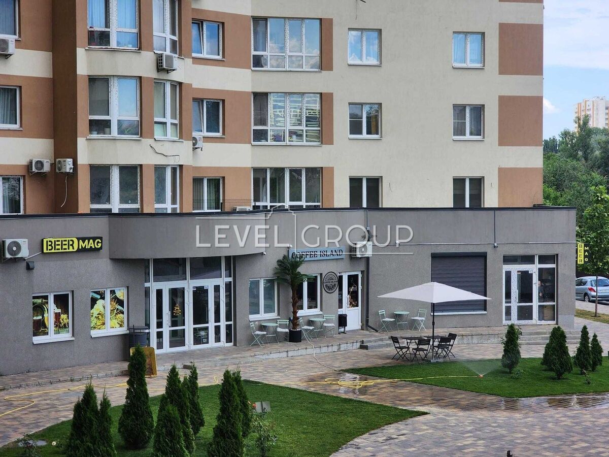 Новопольова вул., 2