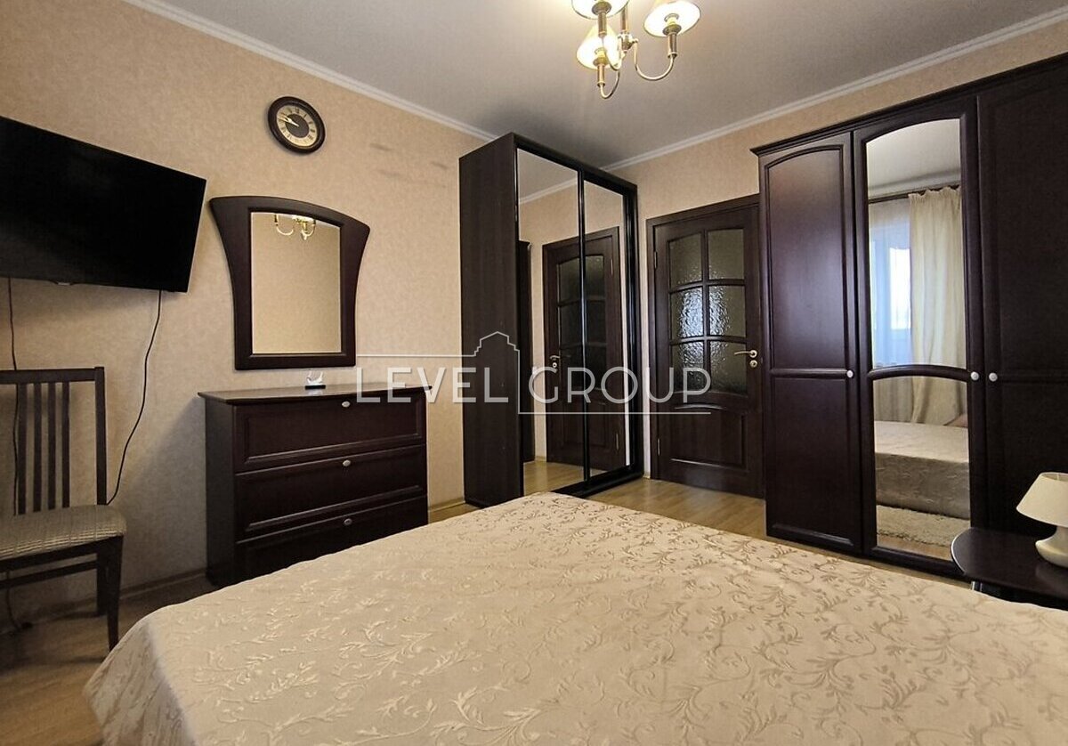 Architect Verbytskoho St., 9Zh