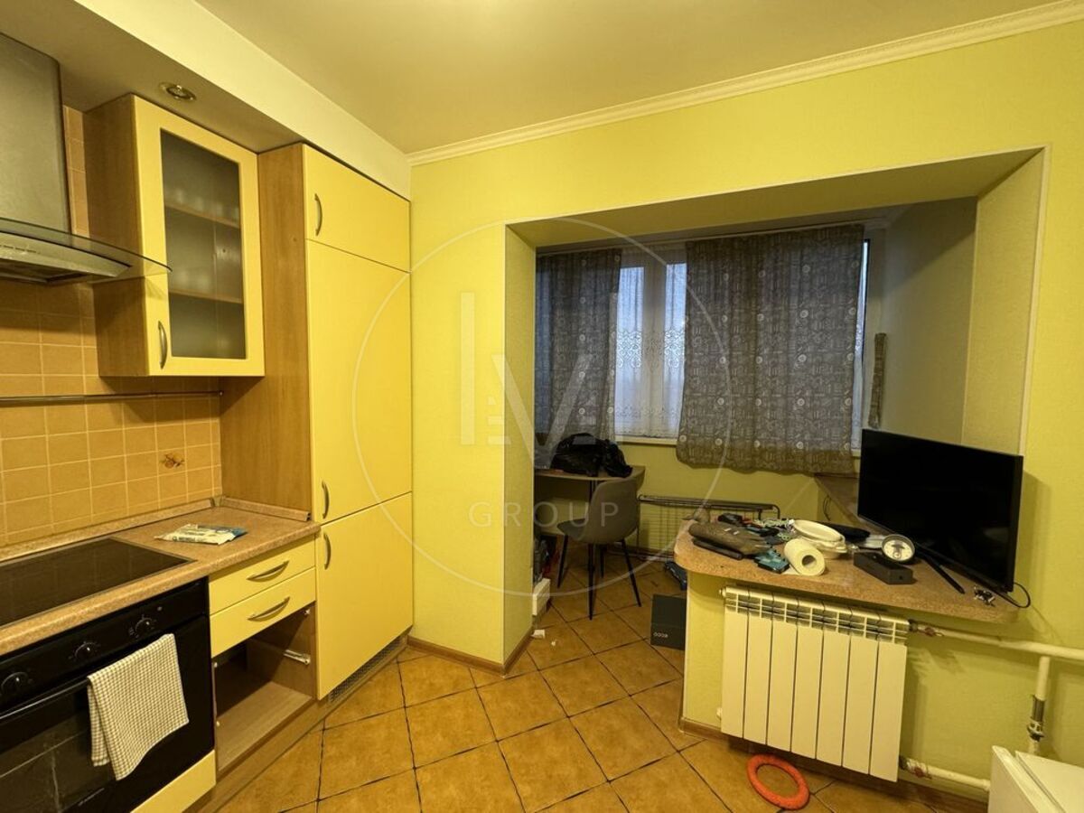 Fedor Ernst St., 6