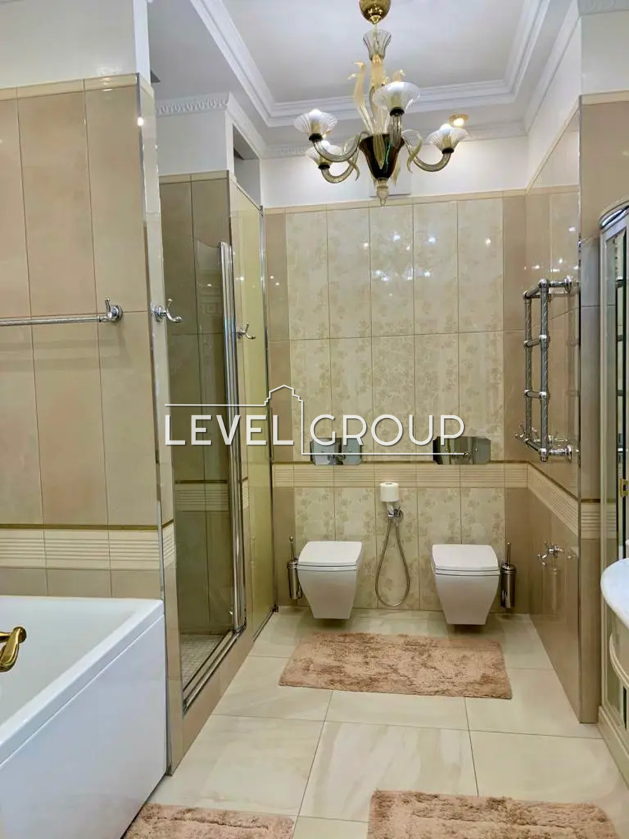 Lesia Ukrainka Blvd., 7B