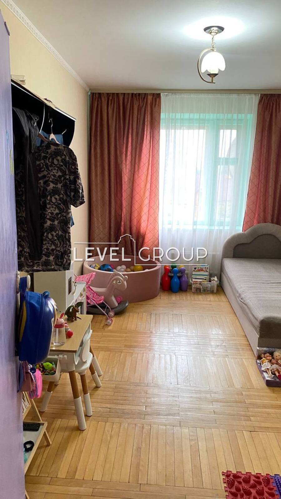 Слобожанська вул. (Калачівська), 9