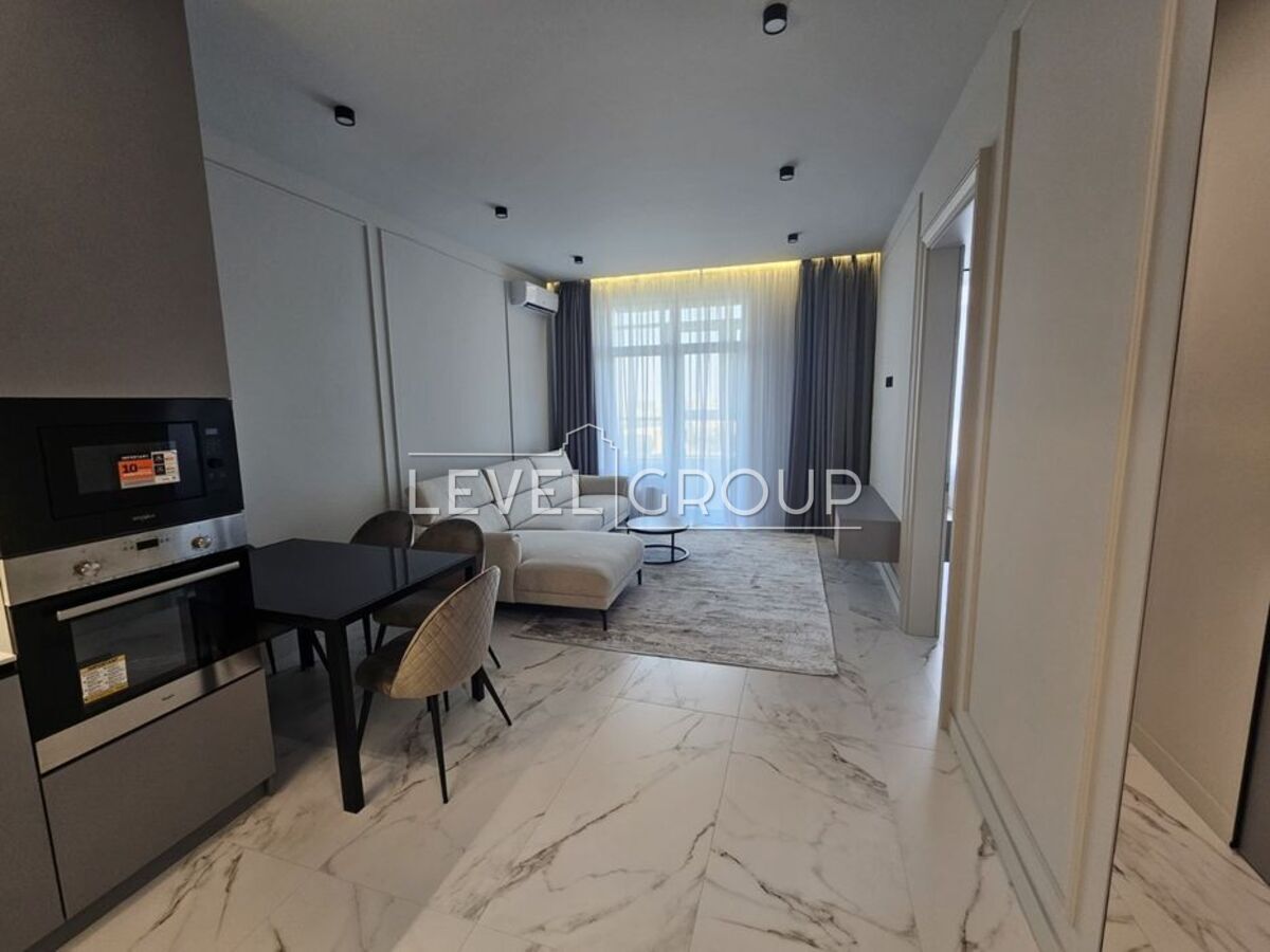 Lesia Ukrainka Blvd., 7v