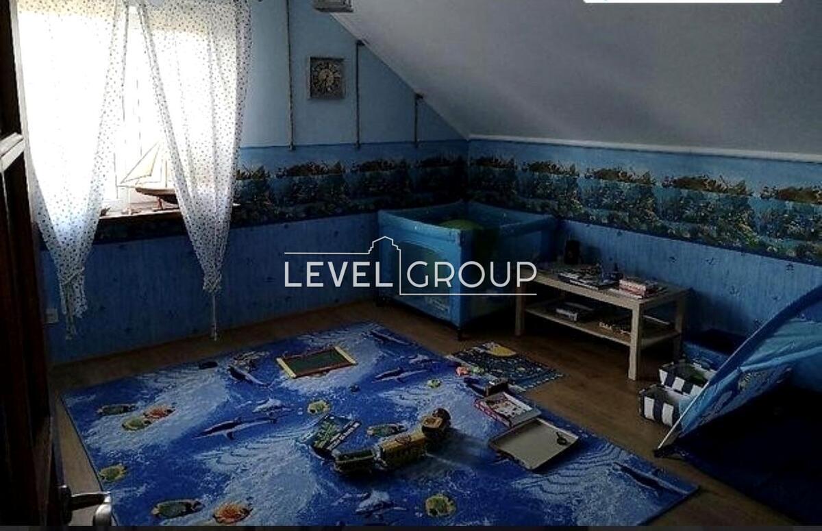 Паркова вул.
