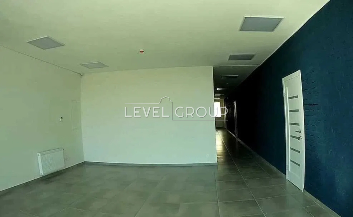 Прирічна вул.