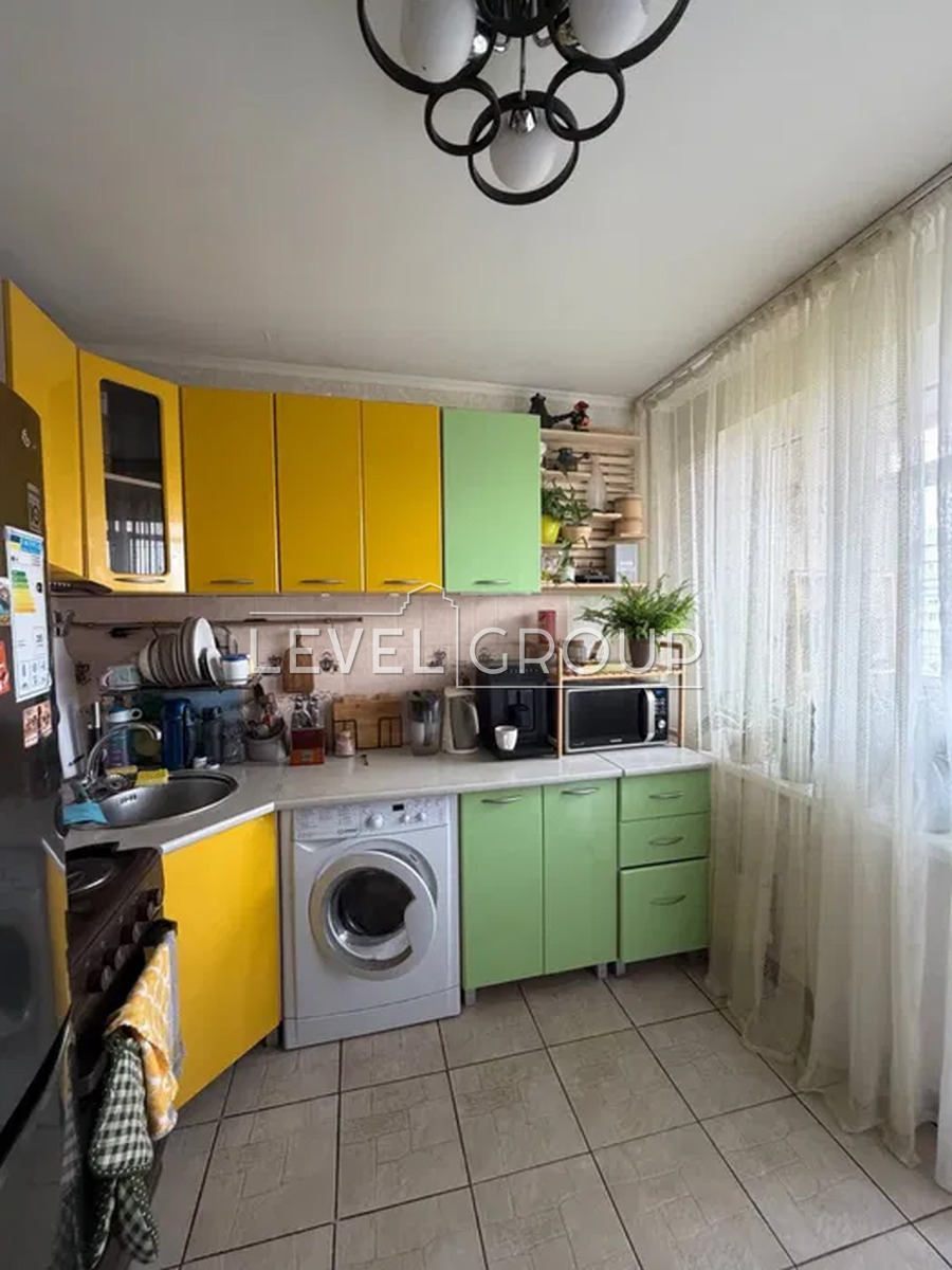 Georgiy Gongadze Avenue, 9a