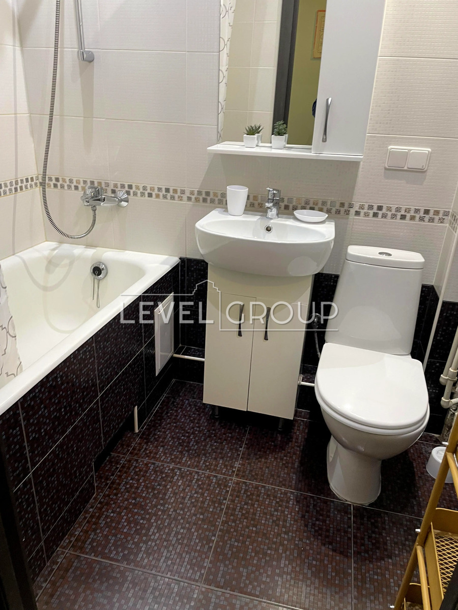 Гарматна вул., 21