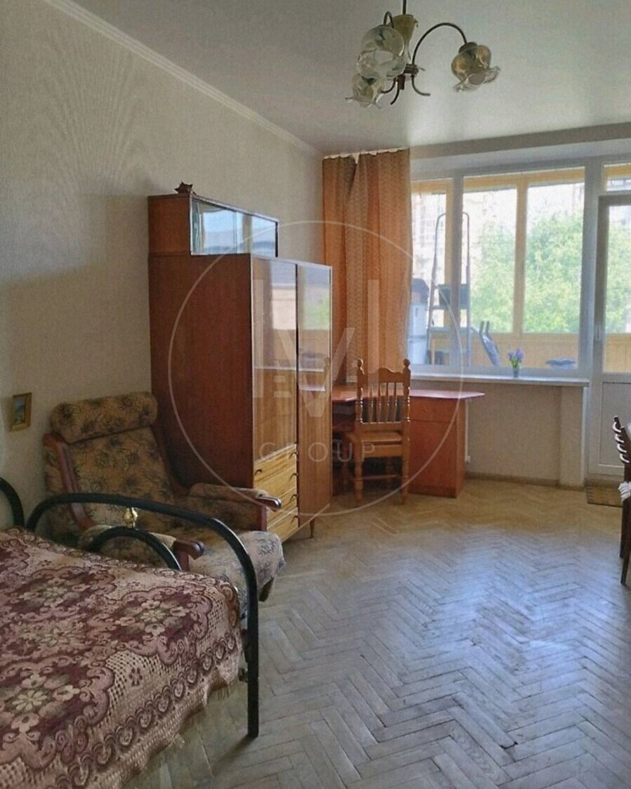 Vasyl Tyutyunnik str. (Henri Barbus), 22-26